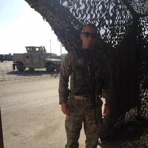 Meet your Posher, Cory